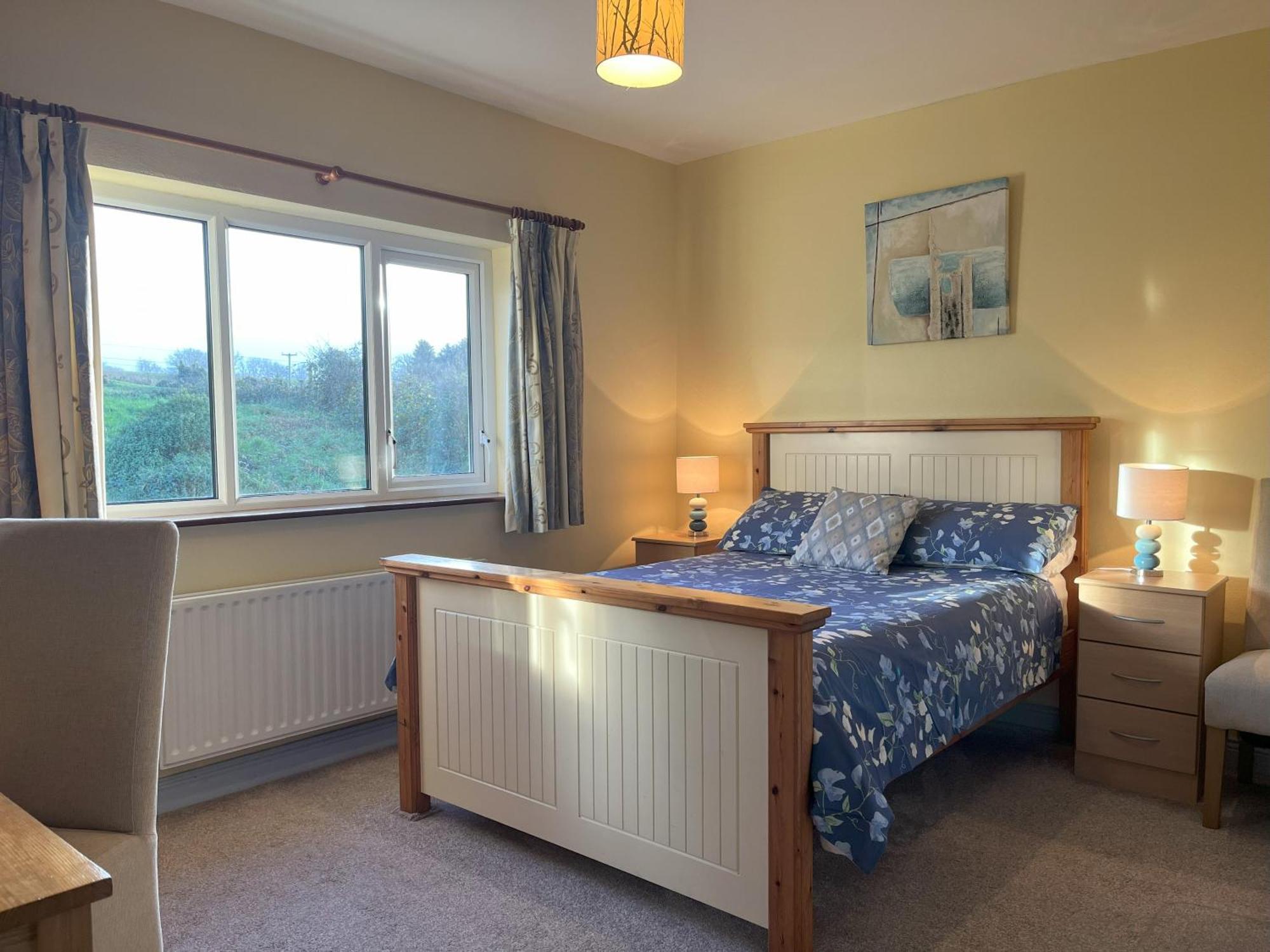 Pk Lodge Bed And Breakfast Skibbereen Exterior photo