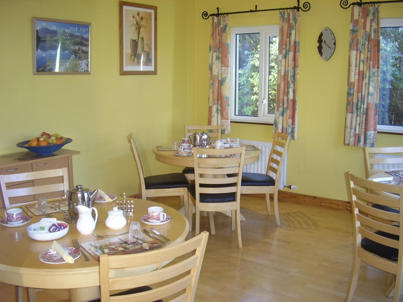Pk Lodge Bed And Breakfast Skibbereen Exterior photo